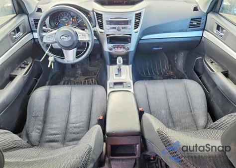 2011 Subaru Outback 2.5I Premium z USA, uszkodzony, nr VIN 4S4BRCGC5B3377176